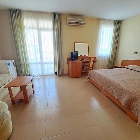 Family Hotel Selena Несебр Экстерьер фото