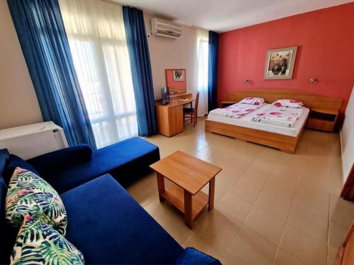 Family Hotel Selena Несебр Экстерьер фото