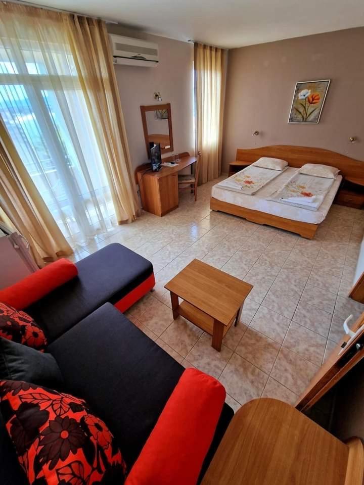 Family Hotel Selena Несебр Экстерьер фото